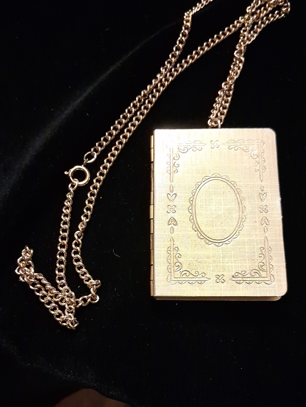 Vintage Coro goldtone Book Locket Pendant Necklace and Chain